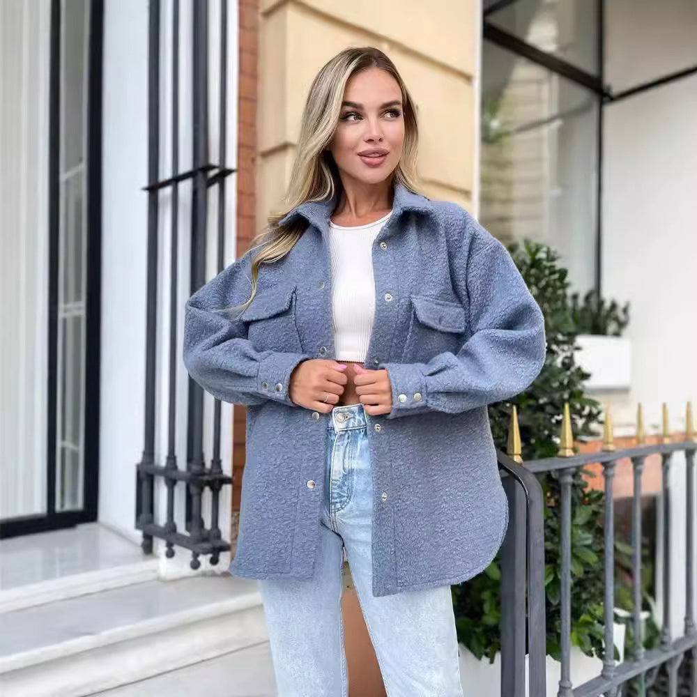 Damen Oversized Teddy-Übergangsjacke mit Brusttaschen und Druckknöpfen Echoarchiv