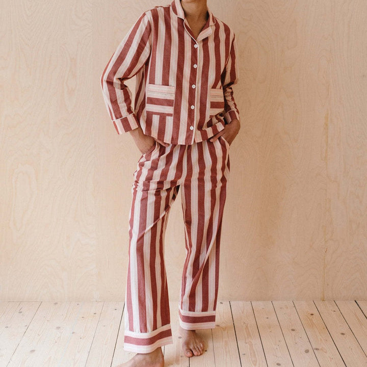 Damen Pyjama-Set mit modischem Streifenmuster Echoarchiv