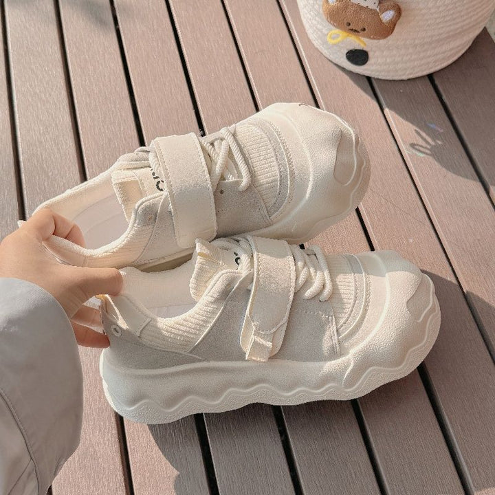 Damen Sneaker mit praktischen Klettverschlüssen und dämpfender Sohle Echo Archiv