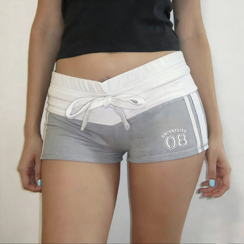 Damen Freizeitshorts mit elastischem Bund und dekorativem Bindegürtel Echo Archiv