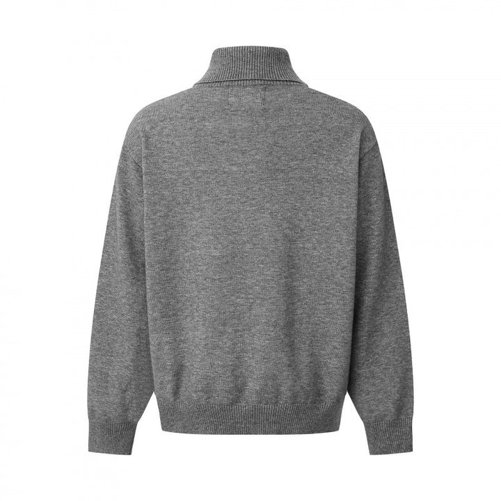Unisex Boxy-Troyer mit asymmetrischem Schlauchkragen und Druckknopfleiste Echo Archiv