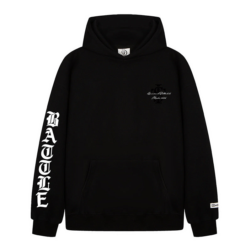 Unisex Oversize-Kapuzenpullover mit Gothic-Ärmelprint und Kängurutasche Echoarchiv