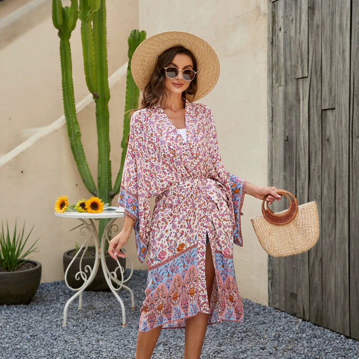 Damen Kurzer Boho-Kimono-Morgenmantel mit Bindegürtel und breiten Kimonoärmeln Echoarchiv