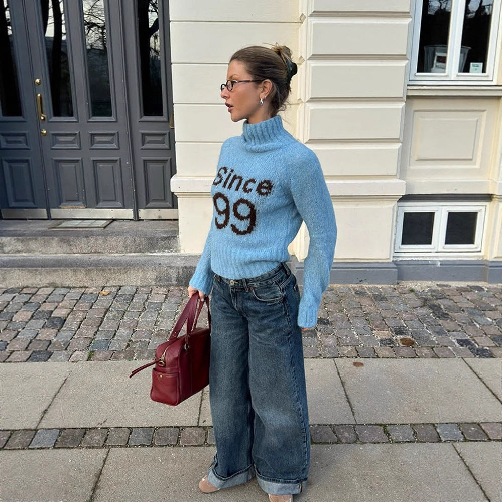 Damen kuscheliger Oversize-Mohairpullover mit hohem Rollkragen und Statement-Logo Echoarchiv
