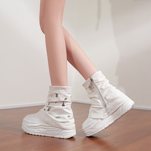Damen nan Plateau-Stiefelette mit gerafftem Schaft und Musiknoten‑Zierapplikationen Echo Archiv