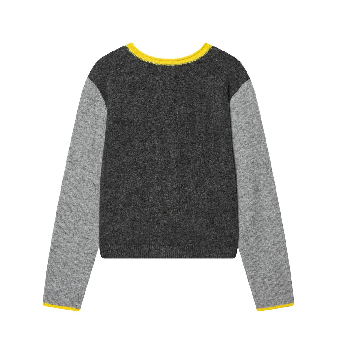 Damen kurze zweifarbige Wollcardigan mit kontrastierter Knopfleiste geripptem Saum und Hornknöpfen – Veloura