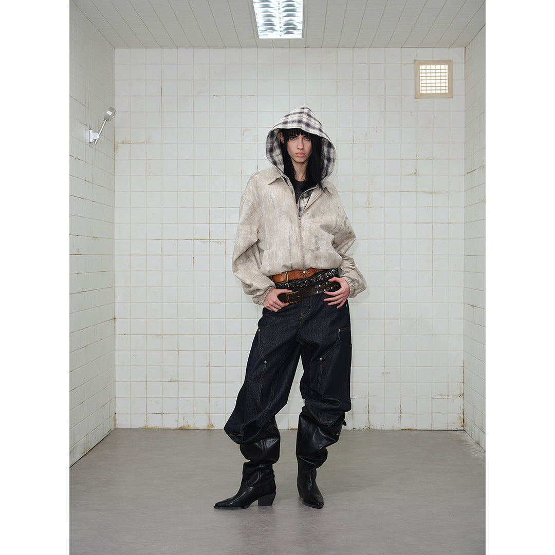 Unisex Kurz geschnittene Boxy‑Jacke aus Wildlederoptik mit kariert gefütterter Kapuze Echoarchiv
