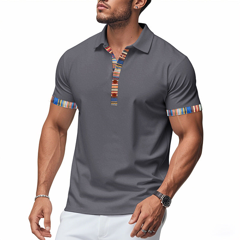 Herren modisches Polohemd mit buntem Knopfdetails Echoarchiv