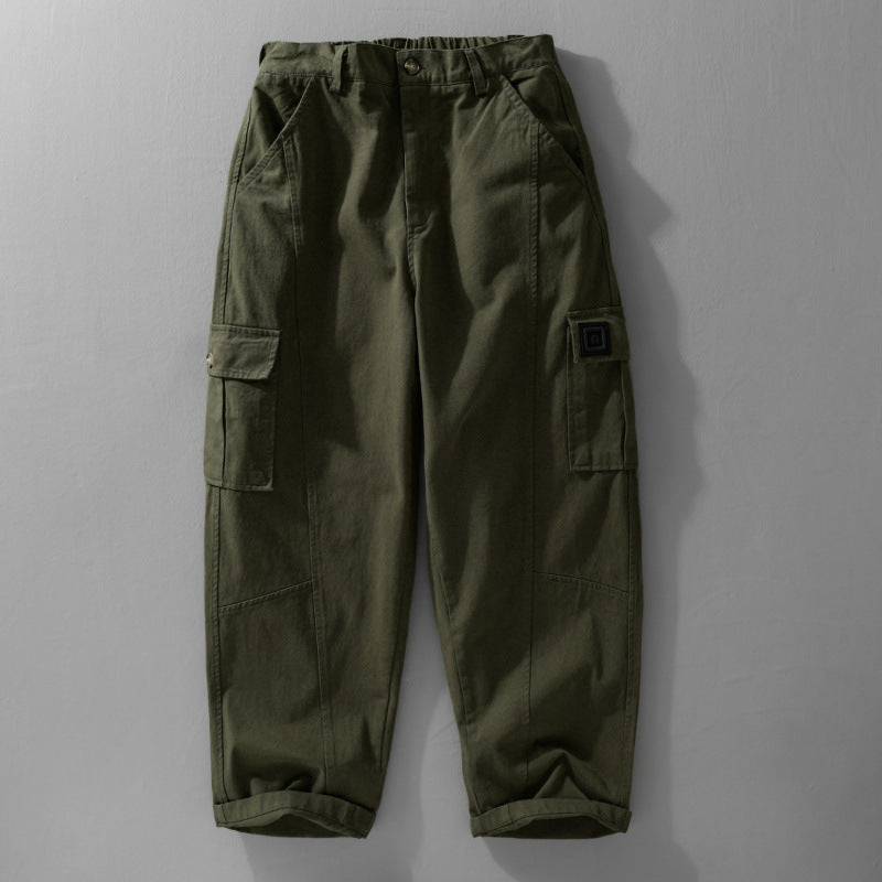 Herren Utility-Cargo-Hose aus Baumwoll-Twill mit aufgesetzten Beintaschen und relaxed Tapered Fit Echoarchiv