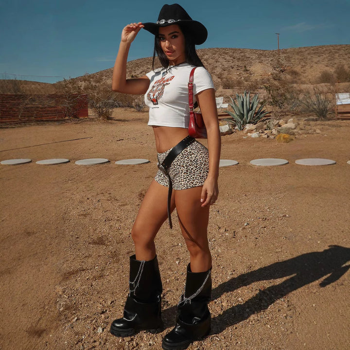 Damen Crop-Top mit Tiger-Print und figurbetontem Schnitt Echo Archiv