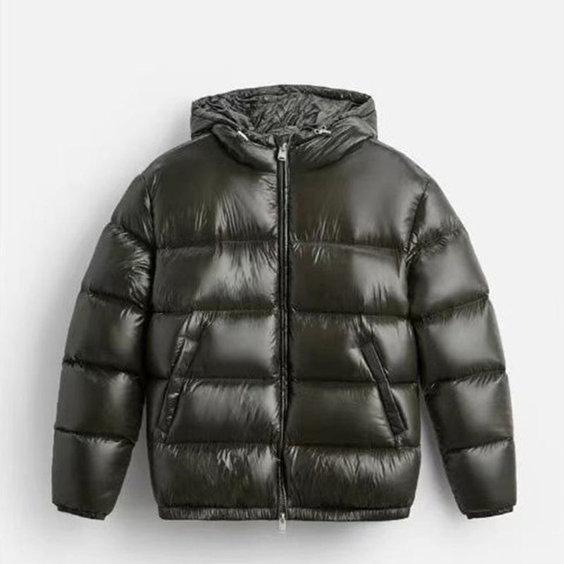Damen Steppdaunenjacke mit Kapuze und Hochglanz-Oberfläche, Zwei-Wege-Reißverschluss und Kängurutaschen – Célinea