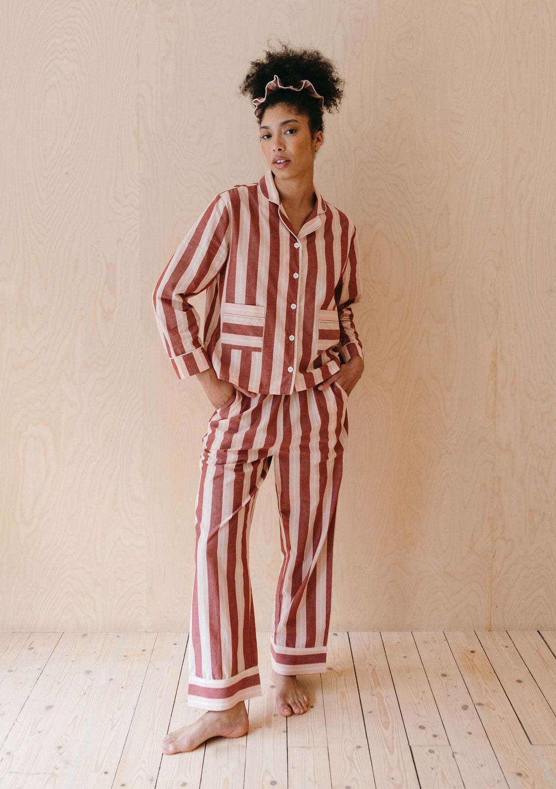 Damen Pyjama-Set mit modischem Streifenmuster Echoarchiv