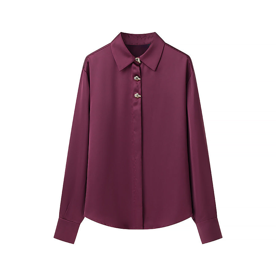 Damen luxuriöse seidenähnliche Hemdbluse mit Zierknopfleiste und klassischem Kragen – Élovi