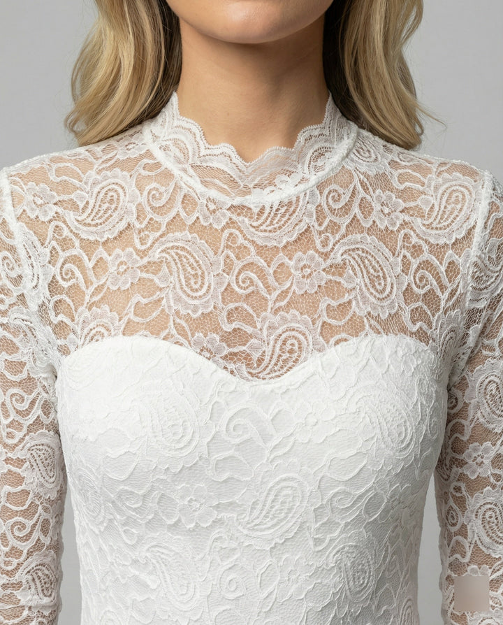 Damen Spitzenshirt mit elegantem hohem Kragen und langem Arm Echoarchiv