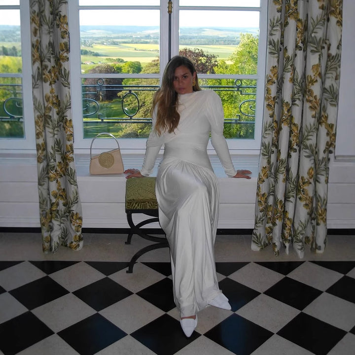 Damen Plissiertes Maxi-Abendkleid mit drapierten Schultern und langen Ärmeln Echoarchiv