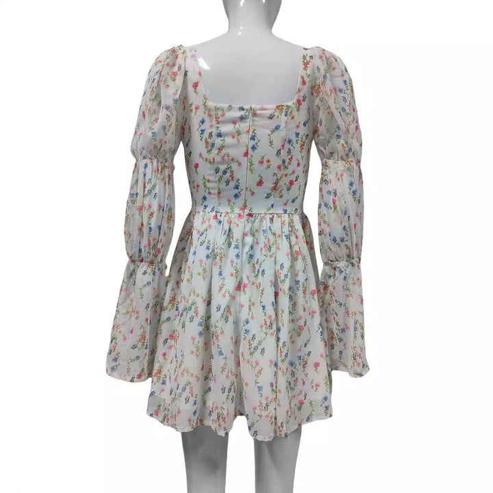 Damen Sommerliches Chiffon-Minikleid mit quadratischem Ausschnitt, Puffärmeln und taillierter Empire-Linie Echoarchiv