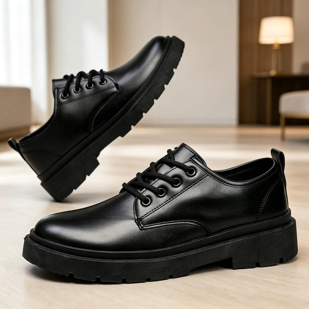 Herren Glänzende Lederschuhe Echoarchiv