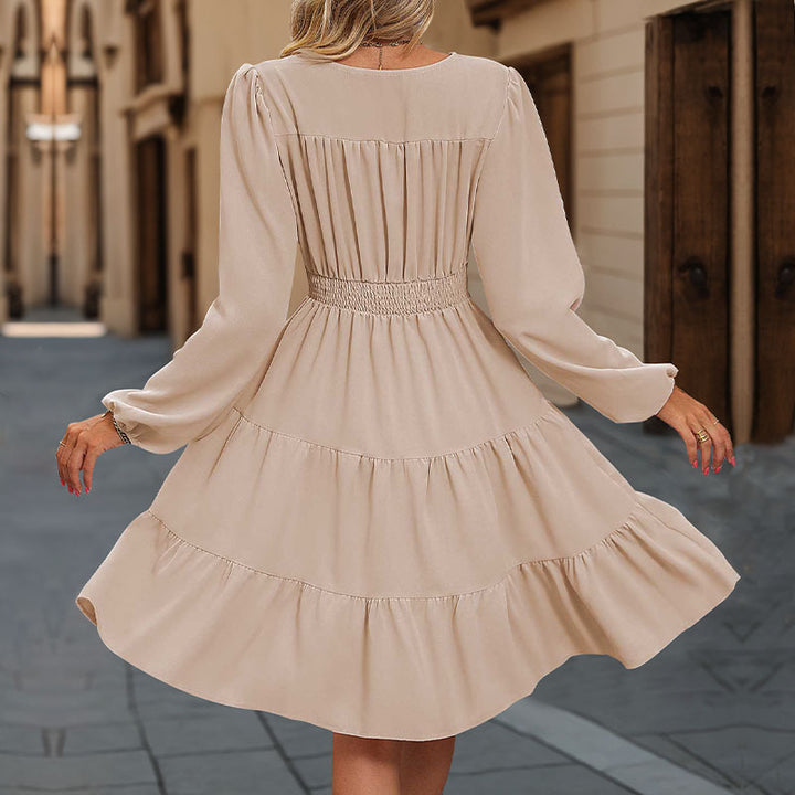 Damen Midi-Kleid aus fließendem Viskosemix mit Stufenrock, V-Ausschnitt und taillierter Raffung Echoarchiv