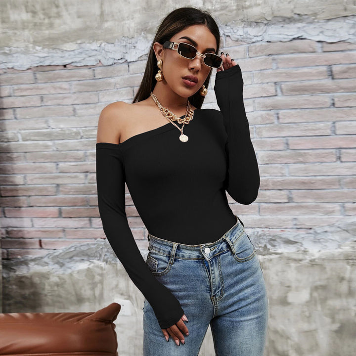 Damen asymmetrisches One-Shoulder Longsleeve-Top mit schlanker Sculpting-Passform und feiner Rippstruktur – Avérine