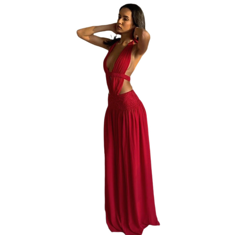 Damen Elegantes Abendkleid mit tiefem Ausschnitt und seitlichen Cut-Outs Echo Archiv