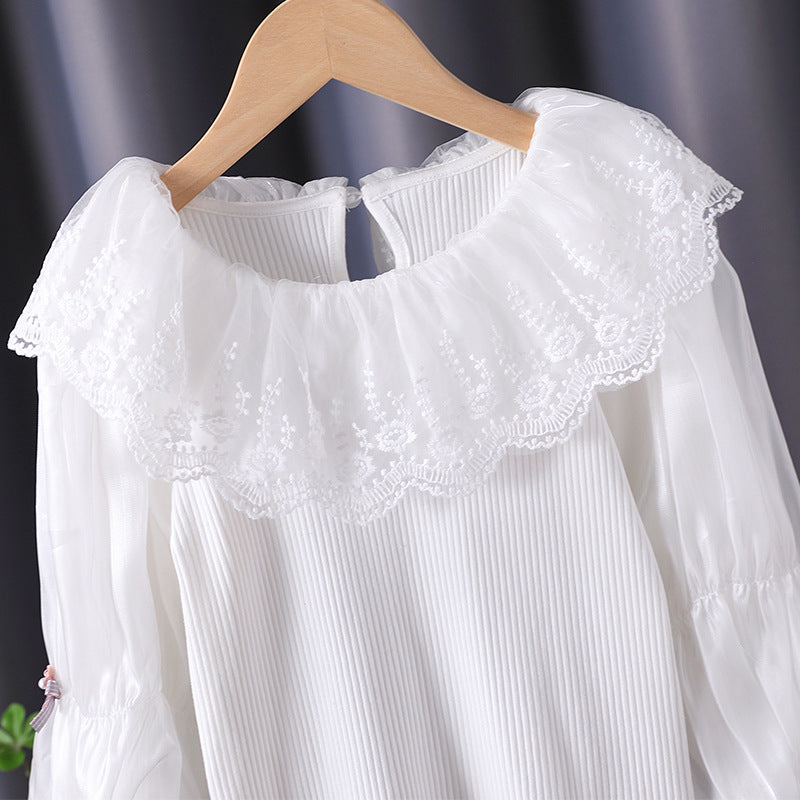 Damen elegante Bluse mit romantischem Spitzenkragen und Rüschendetails Echo Archiv