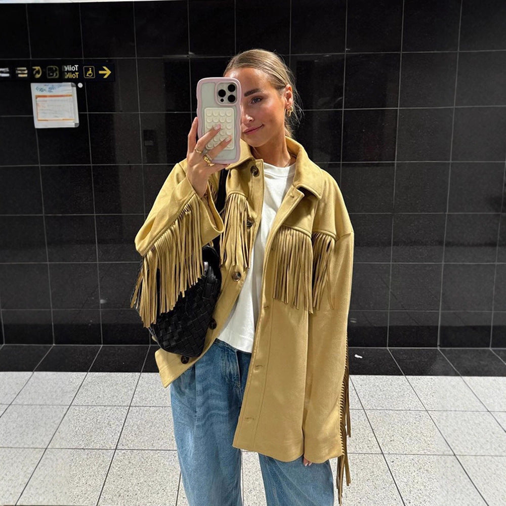 Damen Oversize Fransenjacke im Westernstil aus Veloursleder-Optik mit Hemdkragen Echoarchiv