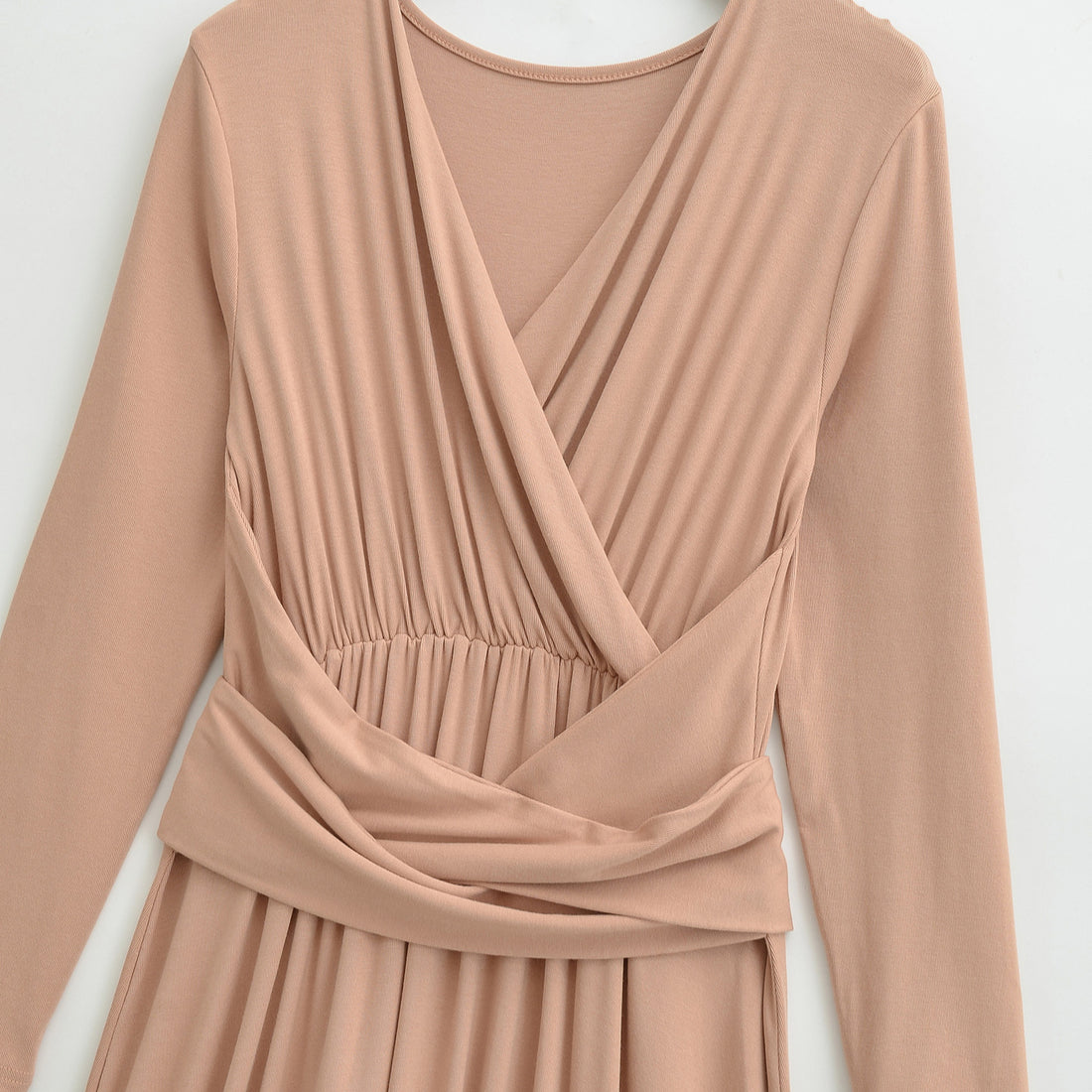 Damen Maxi-Wickelkleid mit taillierter Wickelpartie und langen Ärmeln Echoarchiv