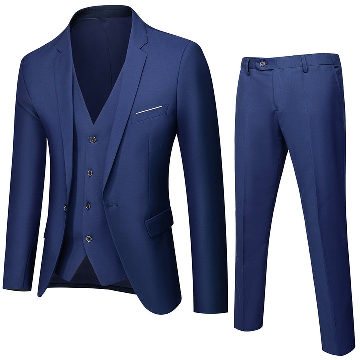 Herren nan dreiteiliges Business-Anzugset mit tailliertem Einreiher-Sakko, schmal geschnittener Weste und elegant geschnittener Anzughose Echo Archiv