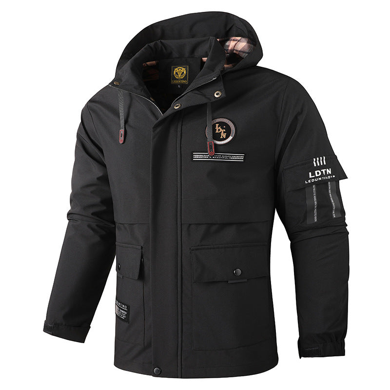 Herren multifunktionale Übergangsjacke mit abnehmbarer Kapuze und praktischen Taschen Echoarchiv