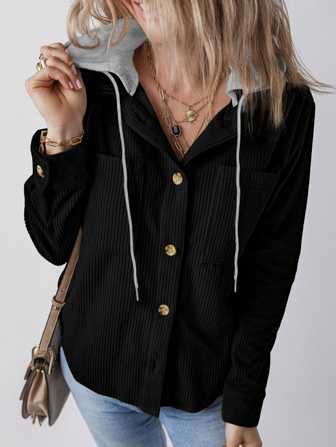 Damen Gerippte Hemdjacke mit Kapuze, Knopfleiste und aufgesetzten Taschen – Auréline