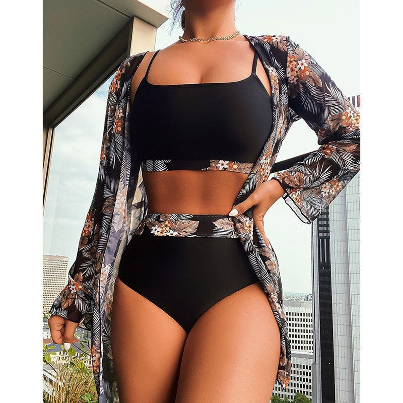 Damen Bikini-Set mit floralem Überrock und hohem Taillenschnitt Echo Archiv