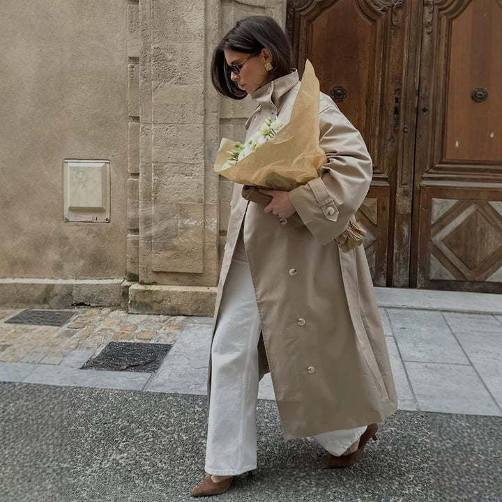 Damen Maxi-Trenchcoat mit hohem Stehkragen, doppelreihiger Knopfleiste & Taillengürtel Echoarchiv