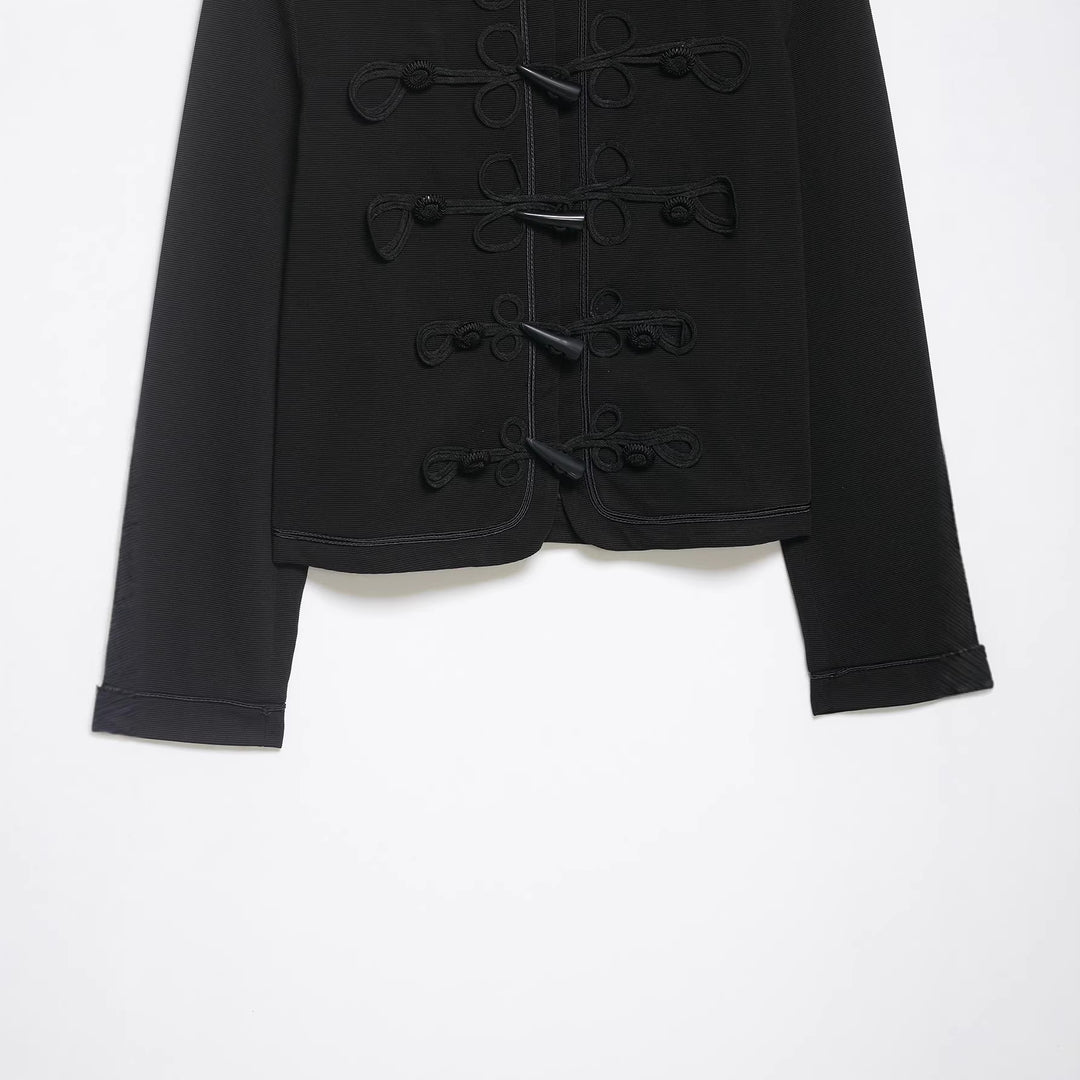 Damen Kurzjacke im Militärstil mit Kordelfroschverschlüssen Echo Archiv