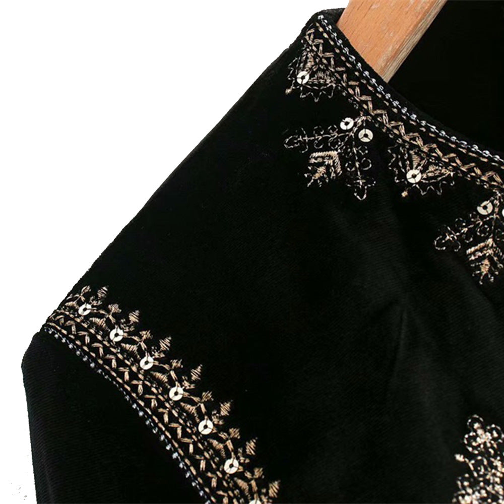 Damen Samt-Kurzjacke mit ornamentaler Perlen- und Zierstickerei Echoarchiv