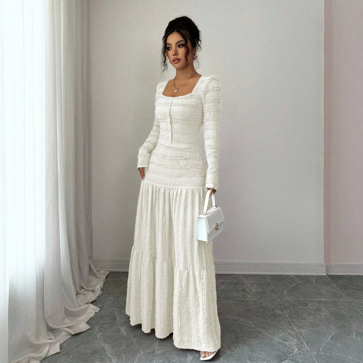 Damen Figurbetontes strukturiertes Maxikleid mit quadratischem Ausschnitt und Knopfleiste – Valéora