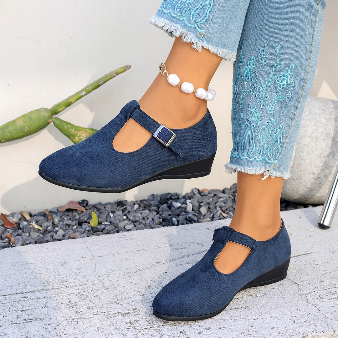 Damen Komfortable Mary-Jane-Ballerinas aus Velours mit verstellbarem Schnallenriemen und gepolstertem Fußbett – Lioré