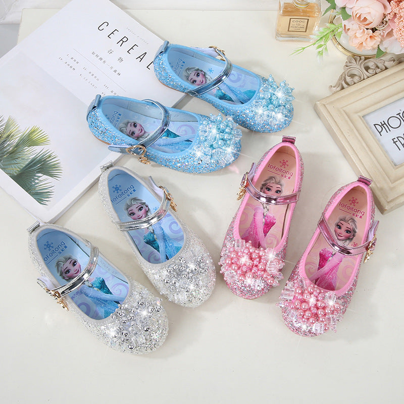Mädchen Ballerina Schuhe mit funkelnden Perlenapplikationen Echo Archiv