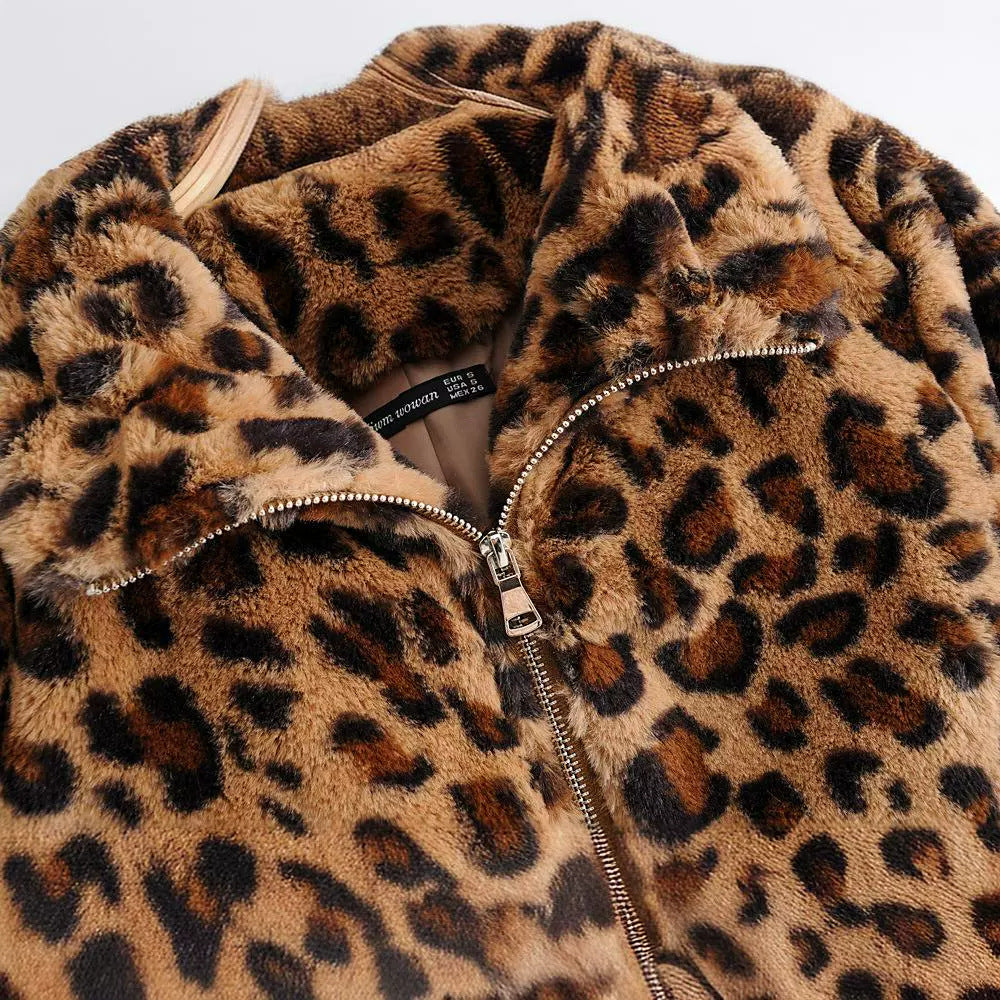 Damen Kunstfelljacke mit Leopardenmuster, durchgehendem Reißverschluss und elastischem Saum Echo Archiv