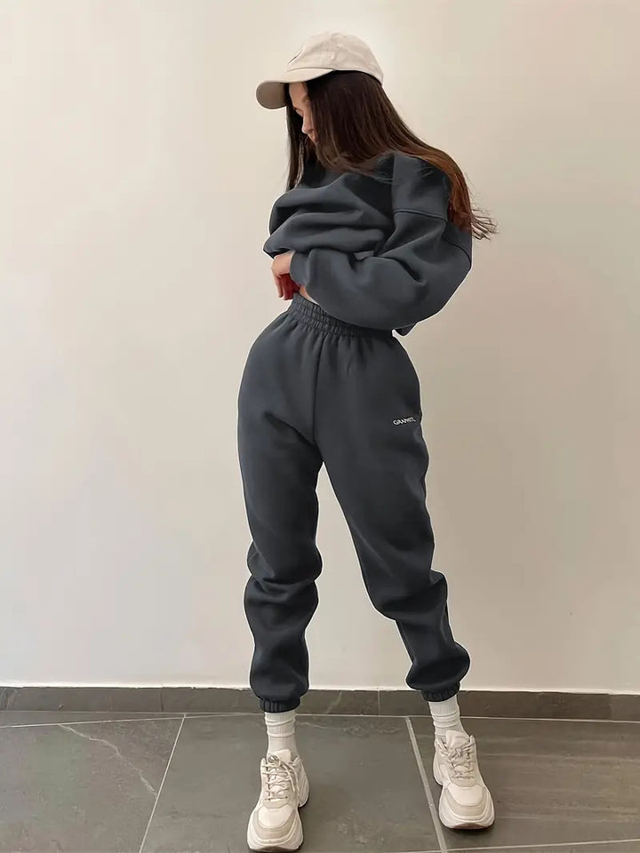 Damen nan Oversized kurz geschnittenes Sweatshirt mit High Waist Fleece Jogginghose Set Echo Archiv