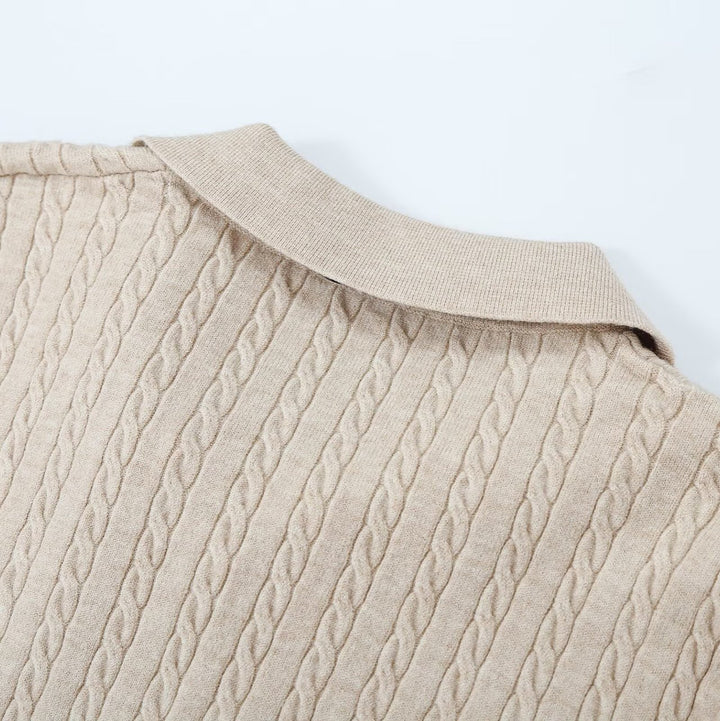 Damen Strickpullover mit Troyer‑Kragen und Zierkrawatte Echoarchiv