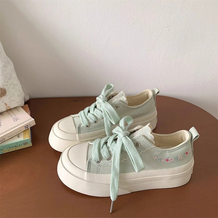 Damen Plateau-Sneaker mit floralen Applikationen und strapazierfähigem Obermaterial Echo Archiv