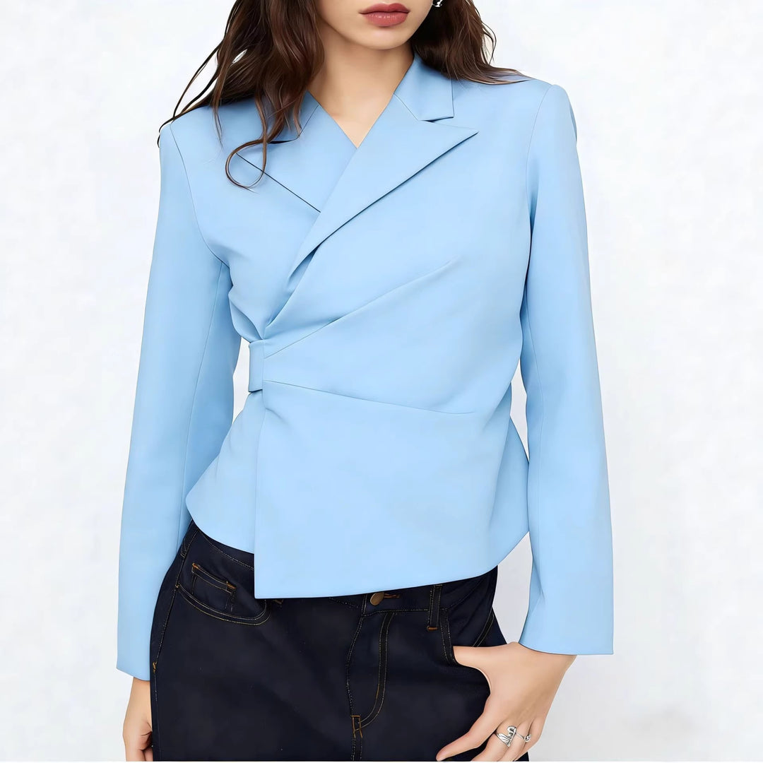 Damen Taillierter Wickel-Blazer mit drapierter Peplum-Silhouette – Valéne