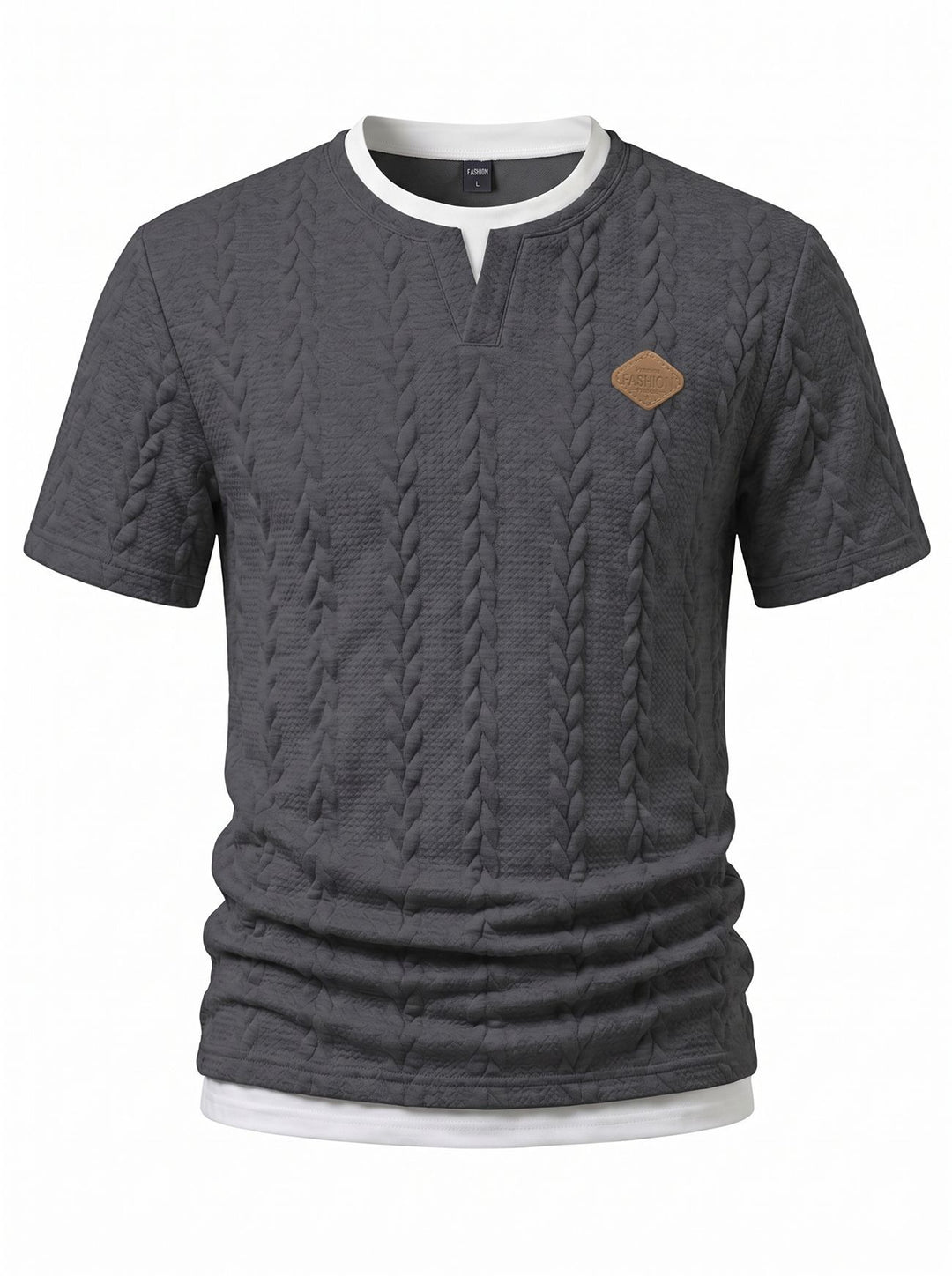 Herren nan texturiertes Kurzarmshirt mit geprägter Zopfstruktur, V‑Einsatz am Rundhals und Lagenlook Echo Archiv