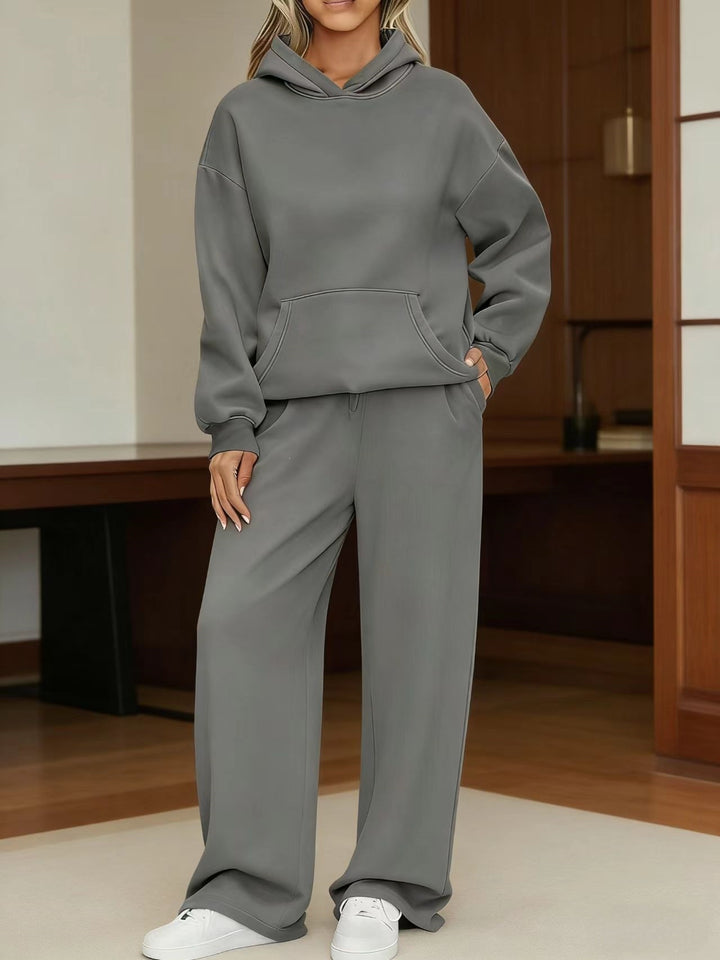 Damen nan kuscheliges Oversize Hoodie und weite Jogginghose Set Echo Archiv