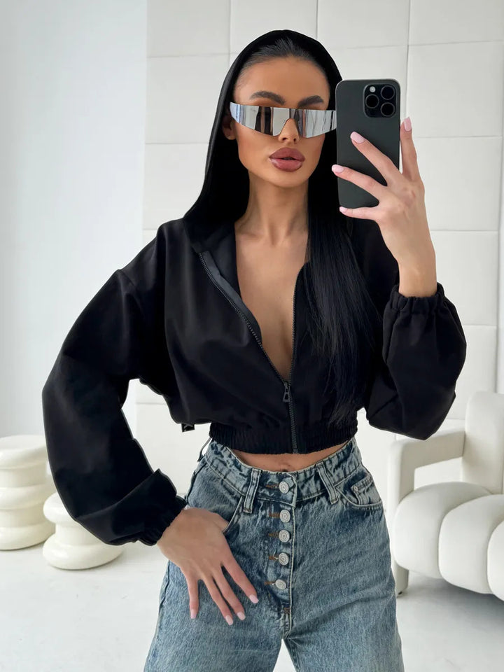 Damen Kurzgeschnittene Kapuzenjacke mit Reißverschluss, elastischem Bund und legerer Passform – Auréline