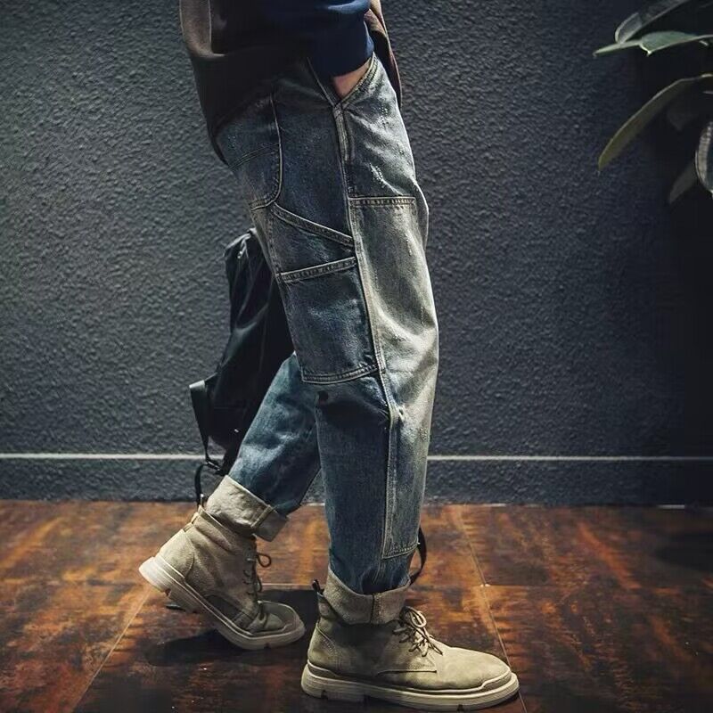 Herren Lässige Cargo-Jeans mit kreativen Details Echoarchiv