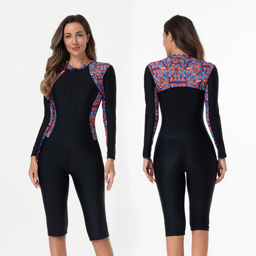 Damen Sportlicher Langarm-Neoprenanzug mit lebhaftem Blumenmuster Echo Archiv
