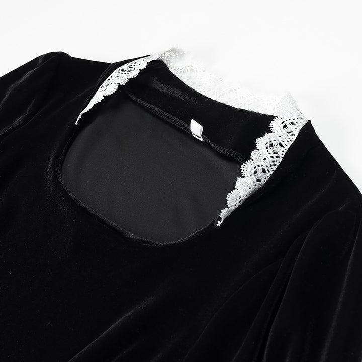 Damen Maxikleid aus Samt mit quadratischem Ausschnitt, Puffärmeln und Spitzenbesatz Echo Archiv