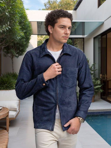 Herren Suede-Jacke im minimalistischen Design Echoarchiv