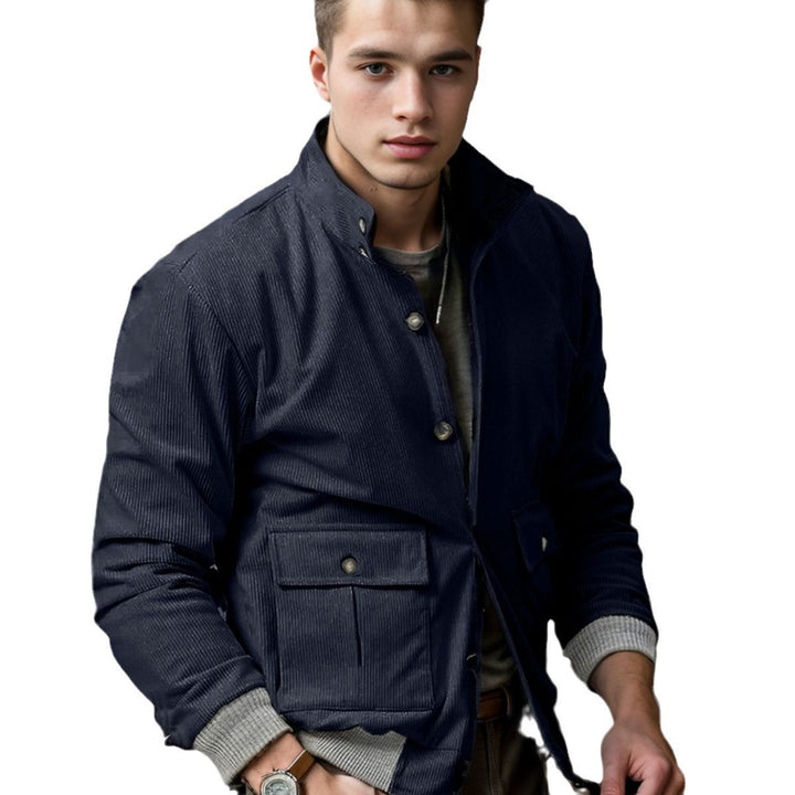 Herren modische Utilityjacke mit praktischen Taschen und modernem Stehkragen Echoarchiv